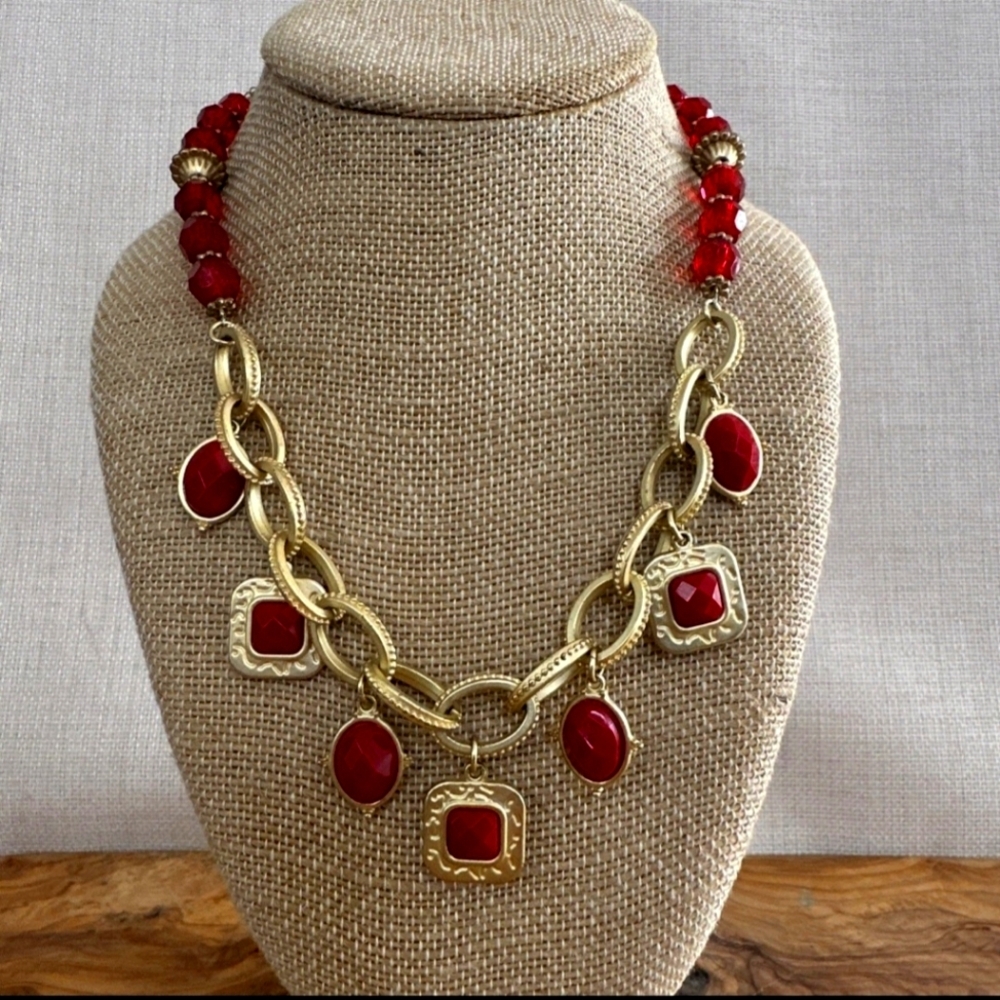 George Vintage  GoldTone Red Necklace Faceted 18"
